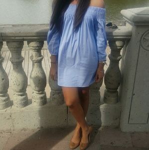 Stripped shoulder dress